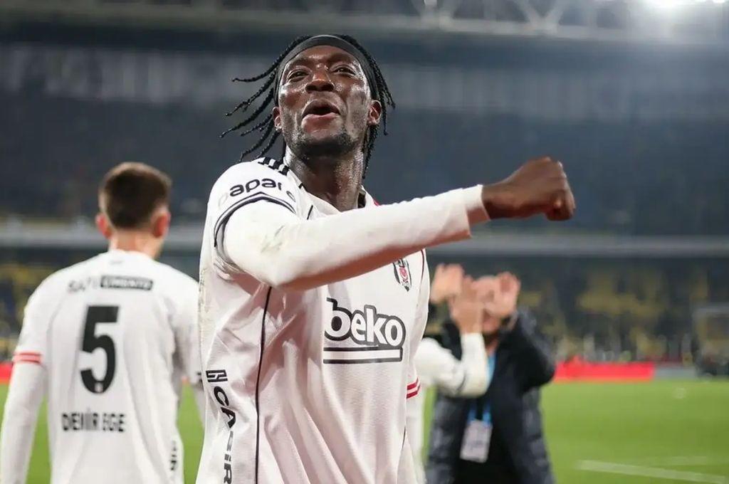 Barcelona revela que anunciará su fichaje después de la final, Benzema confirma su 'nuevo' club y el hijo de Zlatan sorprende