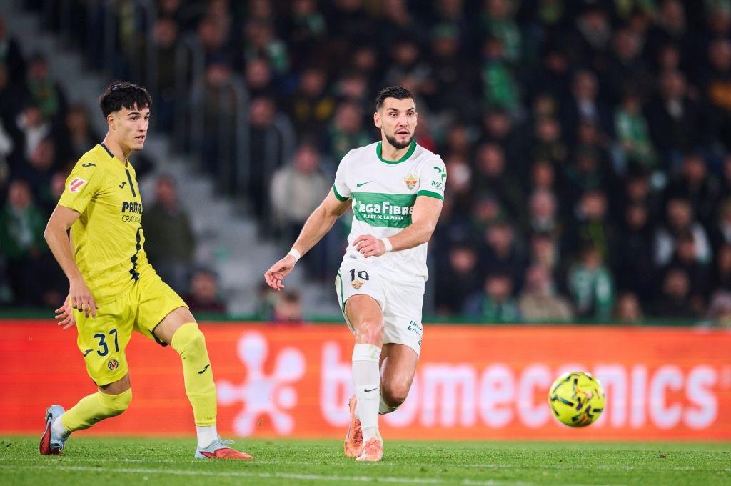 Fue acusado de racismo hace unos días y hoy la Fiscalía de España confirma 10 años de prisión por agresión sexual