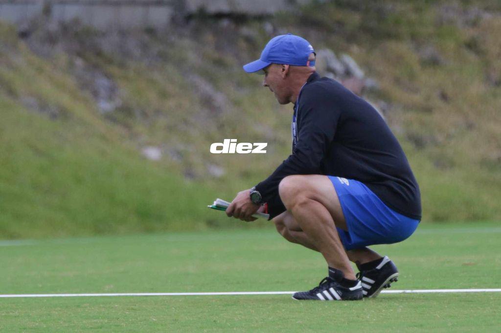 Con dos altas: Olimpia prepara su plan para sorprender al Inter de Miami de Leo Messi y así fue el entreno con Eduardo Espinel