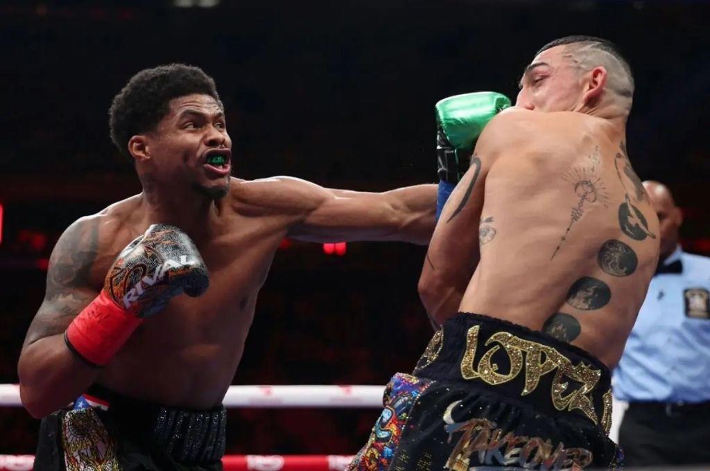 La decisión que tomó la madre de Teófimo López, el insulto del padre y el boxeador que se burló del catracho tras perder ante Shakur