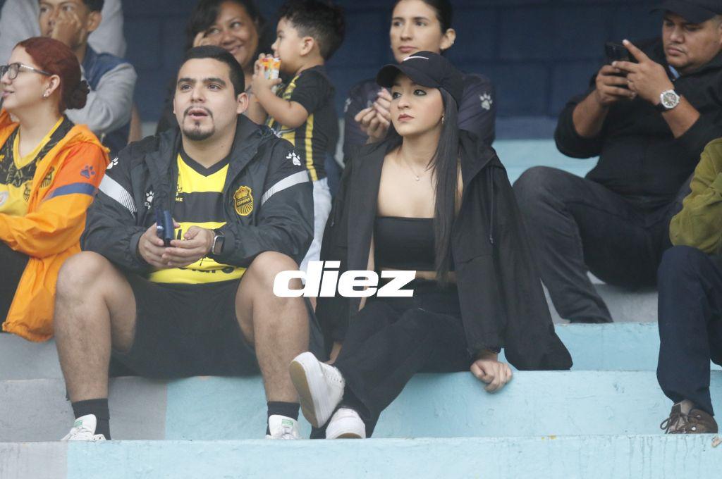 La triste imagen en el estadio Morazán, Real España estrenó uniforme y los incidentes de los aficionados con la Policía