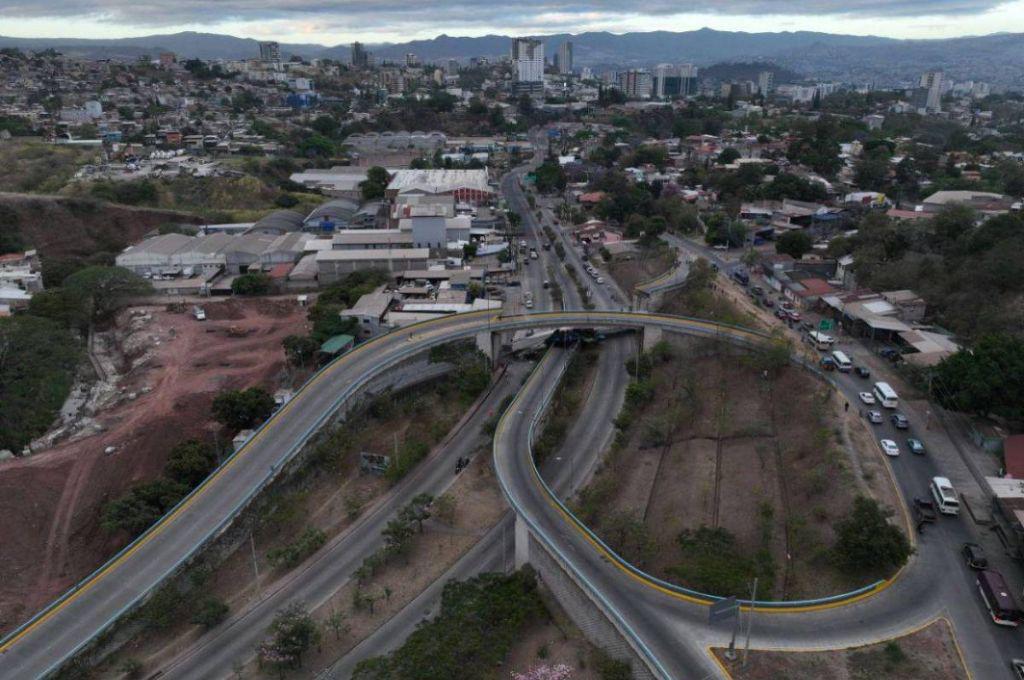 La razón por la que puente a desnivel colapsó en el Anillo Periférico de Tegucigalpa: ¿hubo muertos?