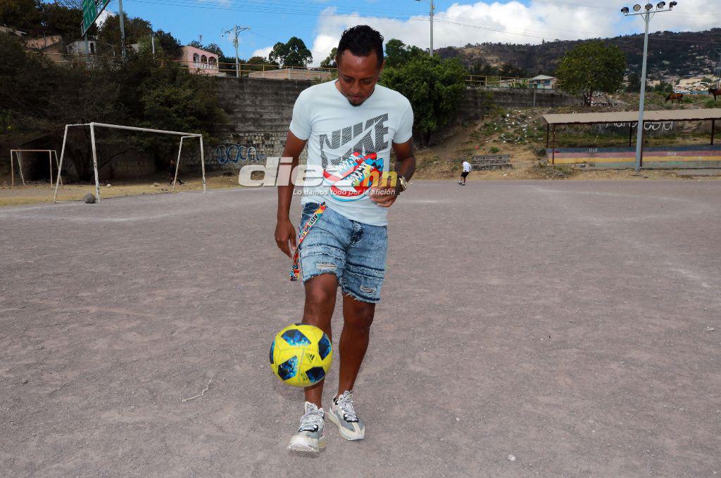 Así es la vida del “Caguama” Luis Cerna, delantero de UPN que estuvo en Estados Unidos, desea ser pastor y su bella novia