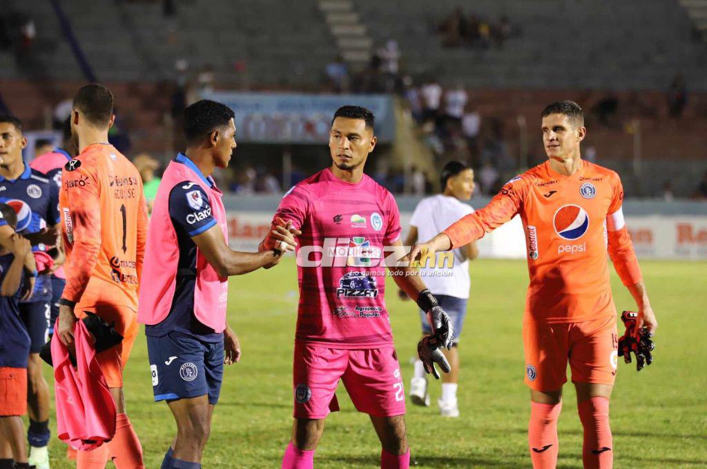 No se vio en TV: La tristeza de “La Tota” Medina, el gesto en Motagua con Marlon Licona y polémica pancarta en el Olímpico