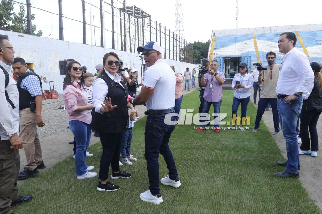 Así inició la instalación de la nueva grama híbrida del estadio Morazán en presencia de la presidenta Xiomara Castro