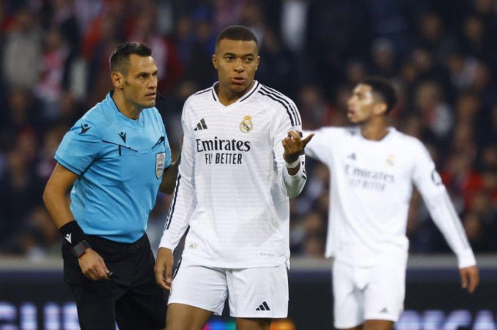 El error del VAR en la derrota del Real Madrid, el enojo de Mbappé y su hermano festejó; Atlético y Bayern cayeron en Champions