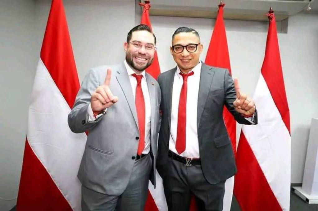 Mesut Özil, ex Real Madrid, se suma a Pelé y a Rambo: los futbolistas que se pasaron a la política ¡Uno sigue jugando en Inglaterra!