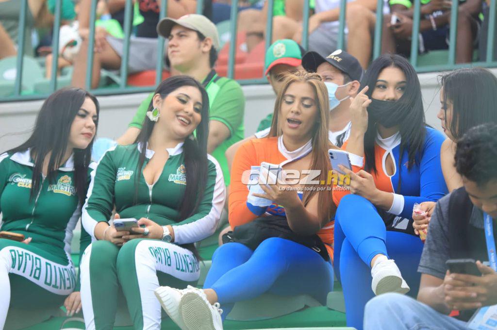 No se vio en TV: Las imágenes de “Gullit” Peña en el estadio Nacional, el festejo íntimo de Marathón y Real Sociedad se hunde