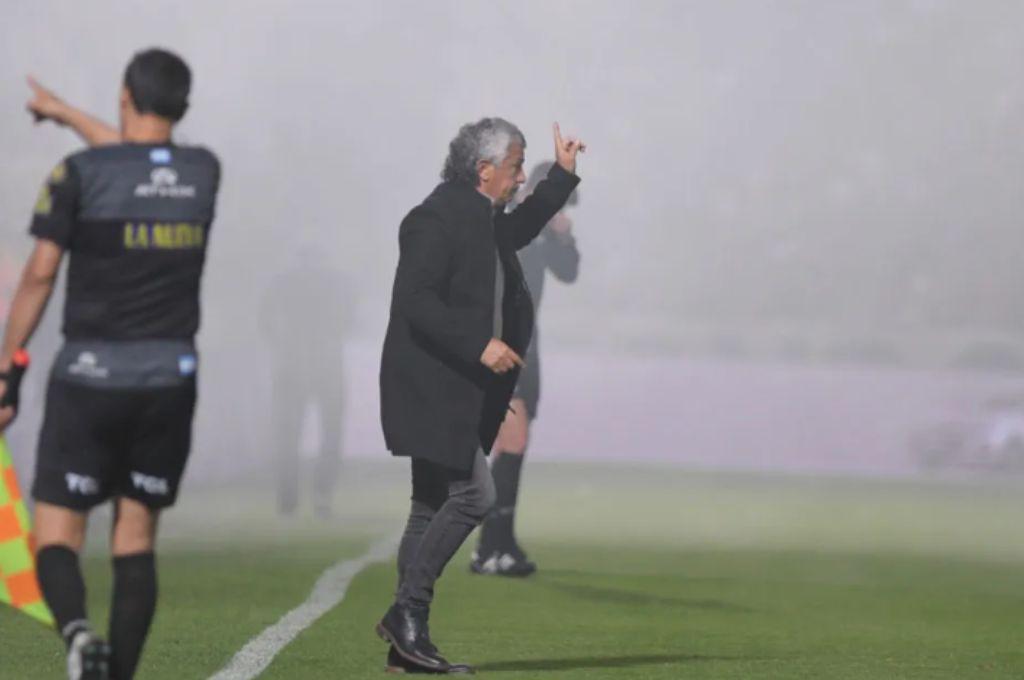 Con balas de goma, gas lacrimógeno y represión: Así fue el caos que llevó a la cancelación del partido Gimnasia vs Boca Jrs