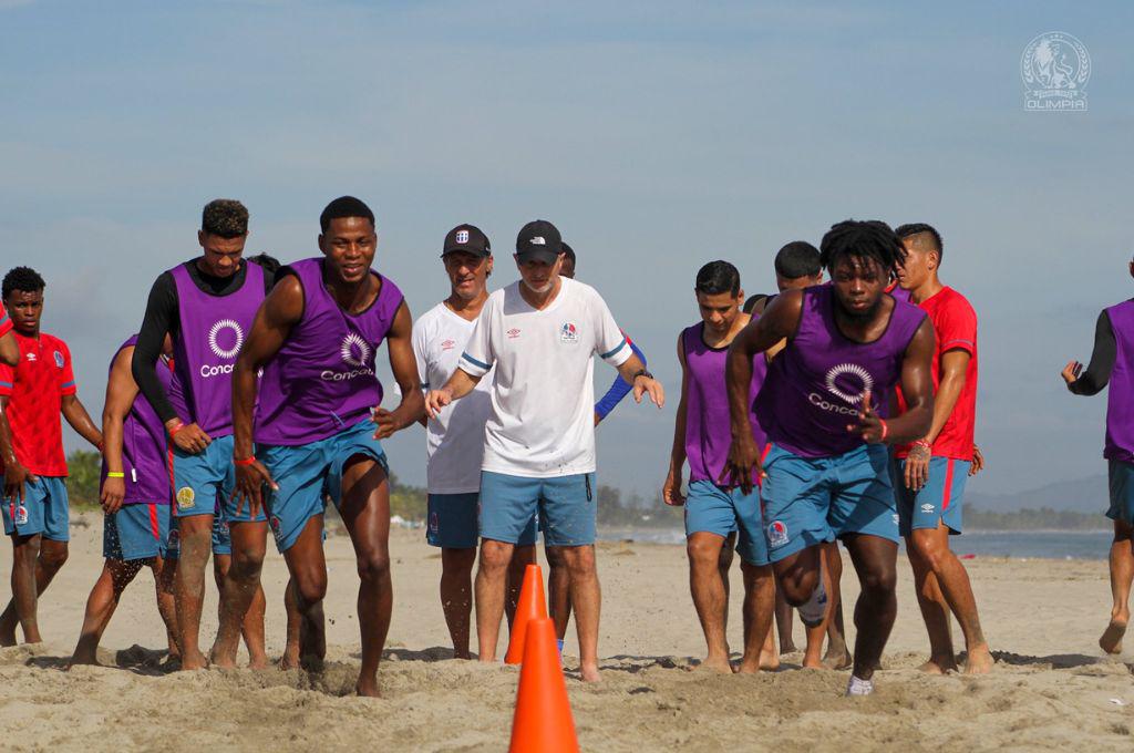 Mercado: El jugador de Olimpia que iría a UPNFM, se caen dos fichajes en Motagua y Marathón se sigue armando