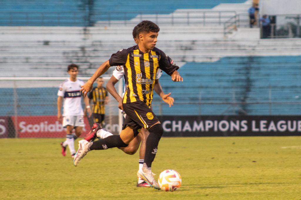 Sin Alberth Elis, pero sí con Mathías Vázquez: las ausencias y sorpresas de Rueda en la lista preliminar de Honduras para la Copa Oro