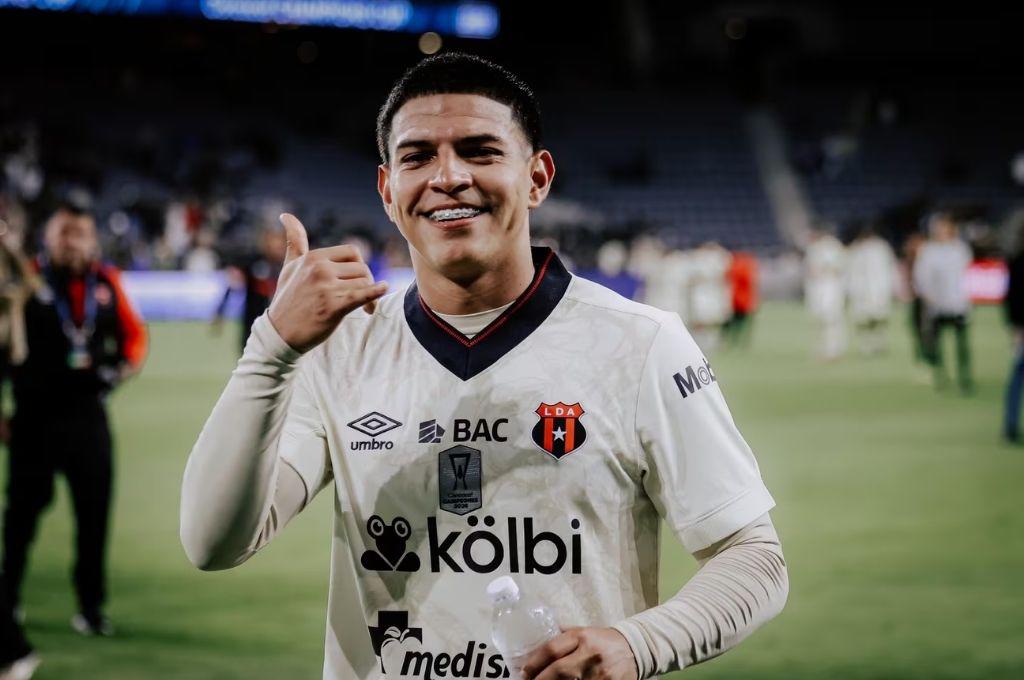 Cae otro jugador: el tremendo castigo que le puso Alajuelense a Alejandro Bran tras escándalo que sacudió a toda Costa Rica