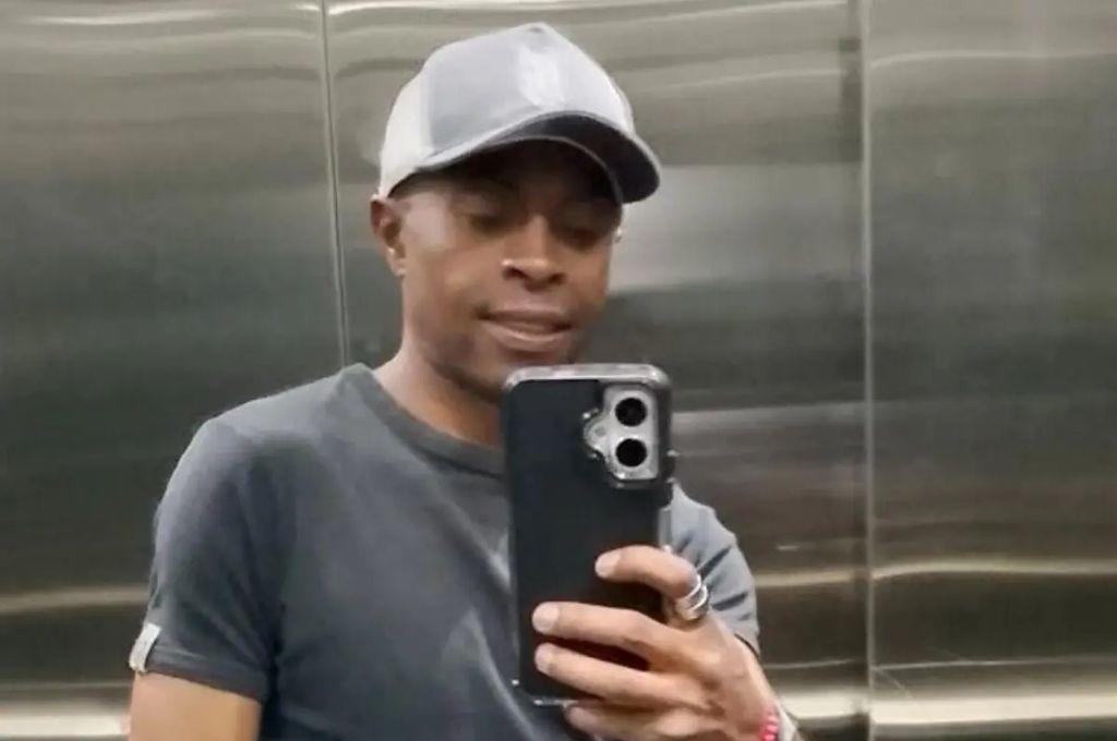 Mundialista es arrestado por robarse celulares y computadoras: fue atrapado con una subametralladora