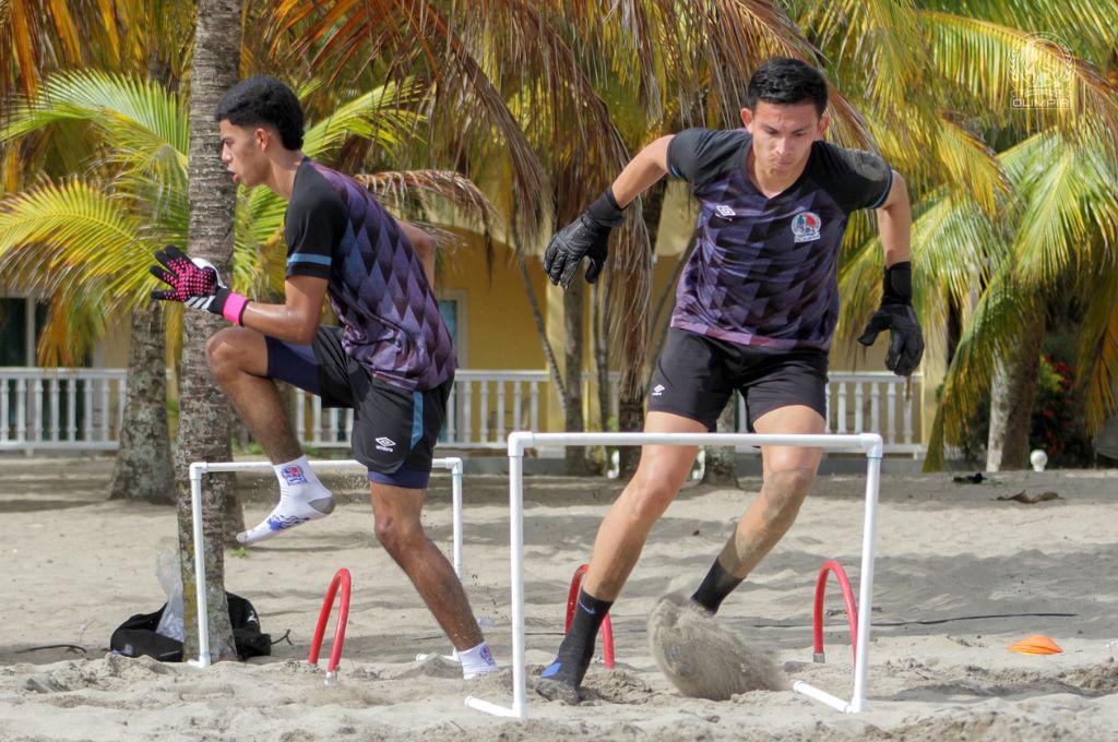 Así son los trabajos de pretemporada del Olimpia; Troglio enfocado al 100% pese a que aún no firma contrato