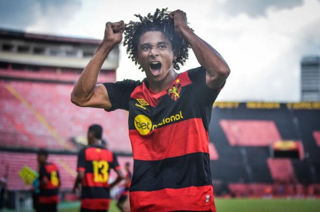 La figura del Leverkusen que “sueña” jugar en el Barcelona, la nueva adquisición de Ancelotti y Julián Álvarez revela su futuro