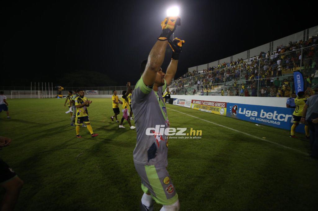 No se vio en TV: La fiesta del Génesis por histórico pase a semifinales y la tristeza de los jugadores de Real Sociedad