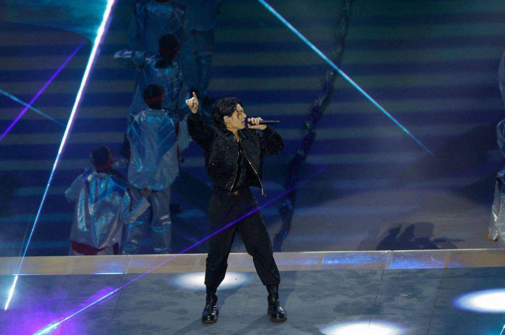 ¡Estrellas del fútbol! Kempes, Casillas y otros campeones del mundo asistieron al Fan Festival y al partido Qatar-Ecuador