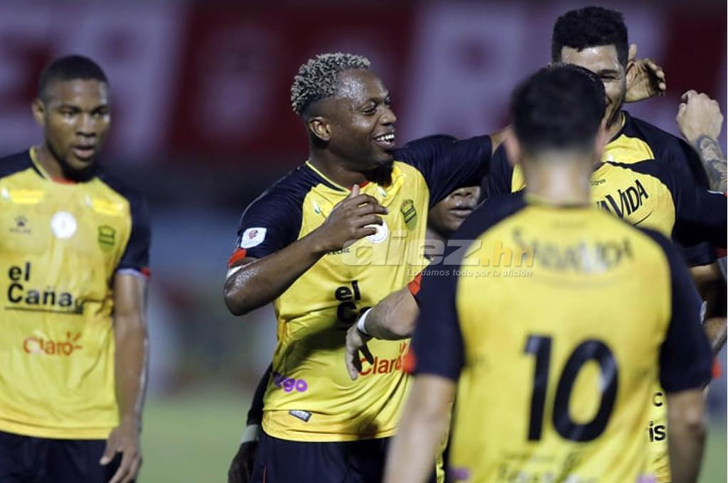 El lateral Kevin Álvarez cierra la primera vuelta del Clausura 2022 como líder de las asistencias