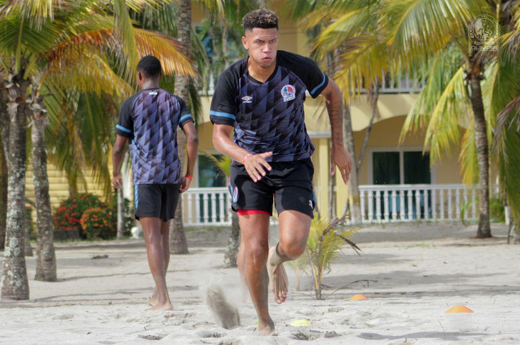 Así son los trabajos de pretemporada del Olimpia; Troglio enfocado al 100% pese a que aún no firma contrato
