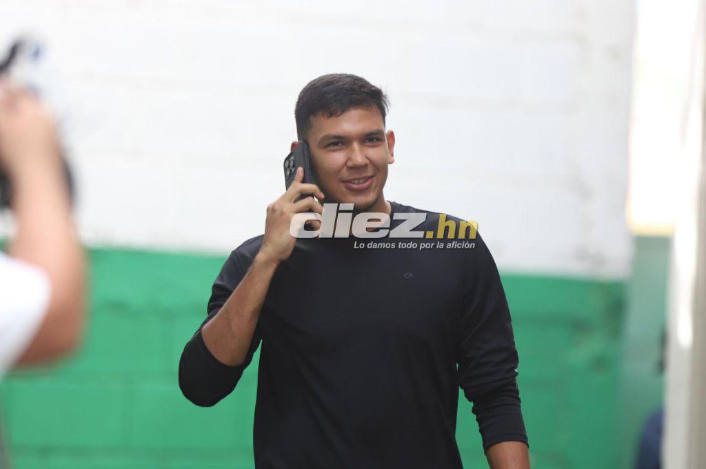 El ambiente en el Yankel Rosenthal: Ex del Marathón llegó al estadio, bellas chicas y el monstruo no estará solo