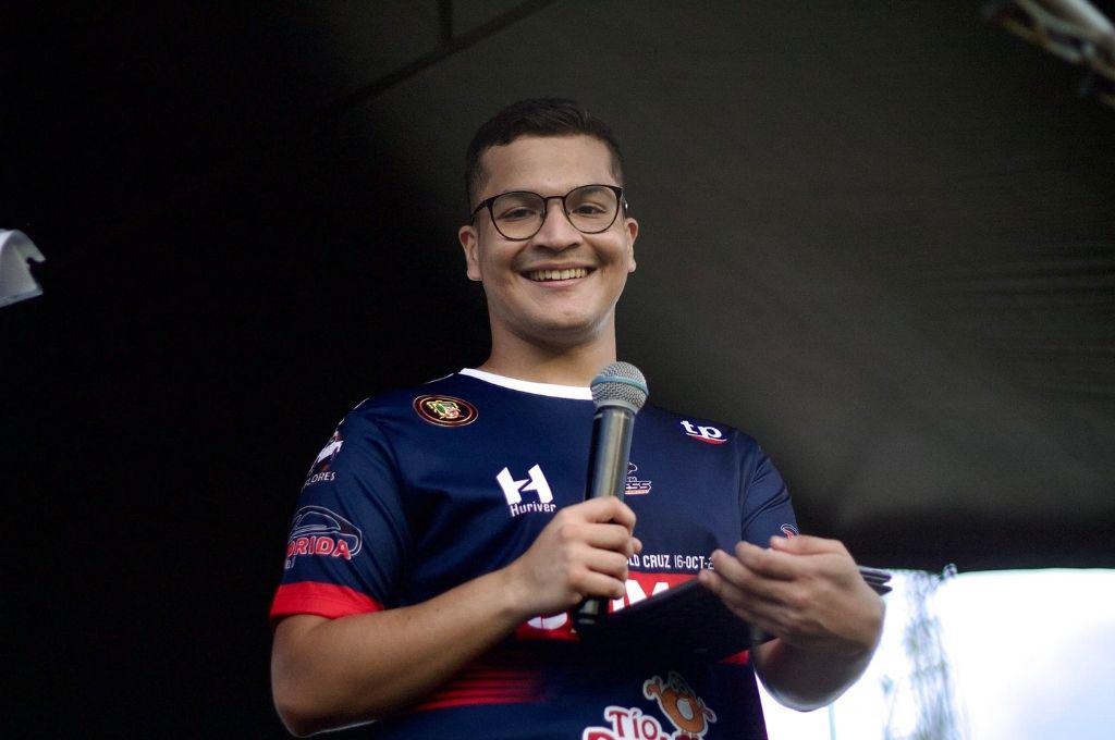 'Faco' impacta a toda Honduras revelando la enfermedad que tiene y jugadores le enviaron mensajes: Quiero vivir; oren por mí...