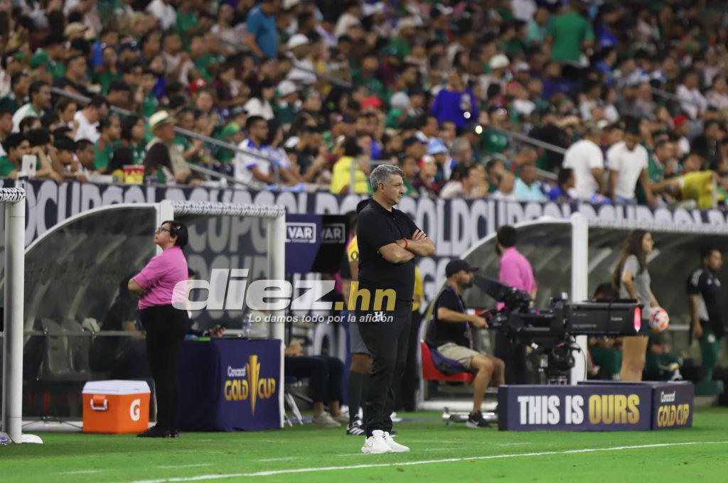 No se vio en TV: El jugador hondureño que no soportó la humillación ante México y así lo vivió Diego Vázquez