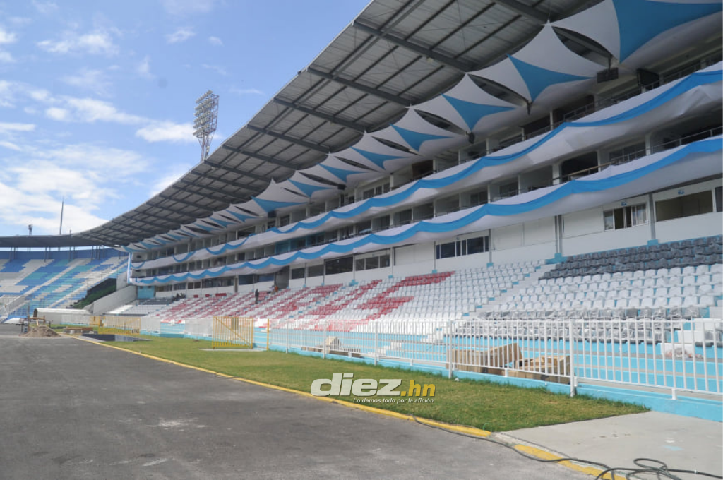 ¡Ya tiene nuevas butacas, pero la cancha está peor! Así luce actualmente el estadio Nacional y los cambios que vienen a mitad de año