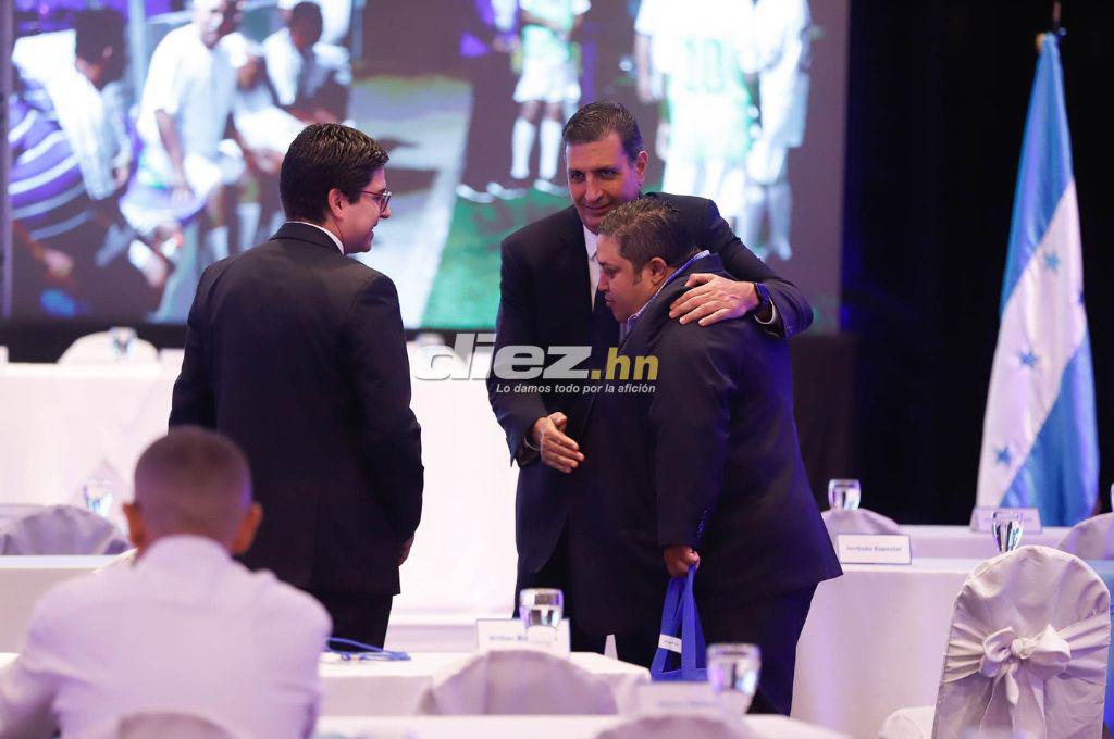 Las imágenes del XX Congreso Extraordinario de Fenafuth; Jorge Salomón hasta 2027, Diego Vázquez y Salvador Nasralla, presentes