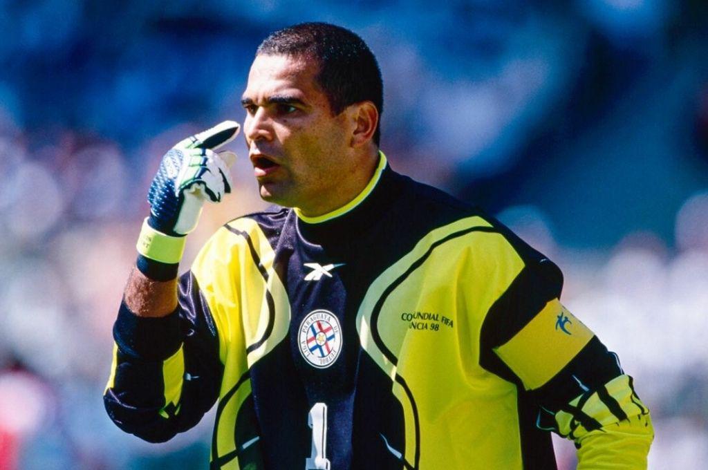 Maradona no ganó ni el 1% de lo que él hizo; es de otro planeta, los demás están en la Tierra. El día que se vaya lo vamos a llorar