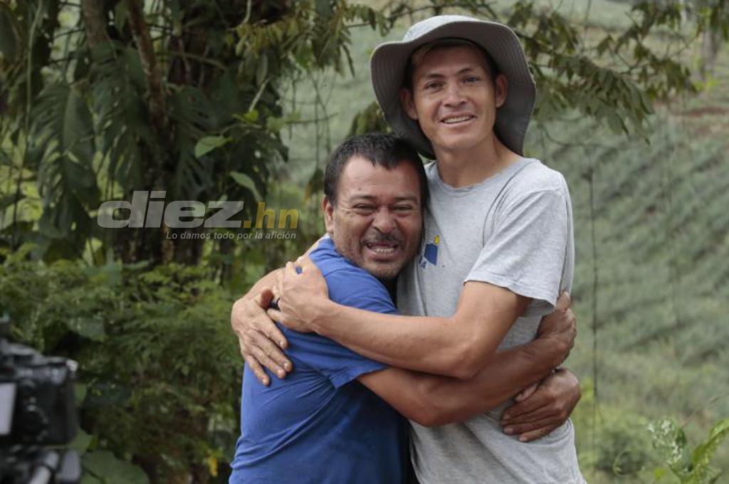 Manuel Sánchez es el primer DT que tuvo Martínez y se emocionó porque su pupilo cumplió el sueño de jugar en Primera. (Foto Neptalí Romero)