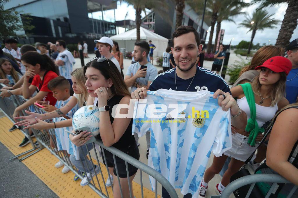 Así fue el segundo entreno de Argentina en Miami: liderado por Messi, Di María concentrado y las hermosas aficionadas