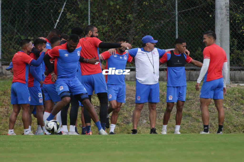 Con dos altas: Olimpia prepara su plan para sorprender al Inter de Miami de Leo Messi y así fue el entreno con Eduardo Espinel