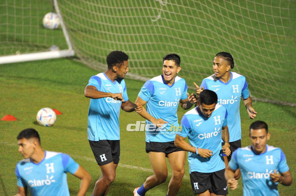 Suazo y Maynor dieron clases a los jóvenes: ¿Qué estuvo entrenando el ‘Choco’? y quién se llevó el baile en el rondo en el Chelato Uclés