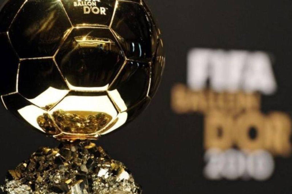 Critican a Vinicius al comparar su actitud con lo que hacían Messi o Cristiano en las galas del Balón de Oro: “Ellos acudían...”