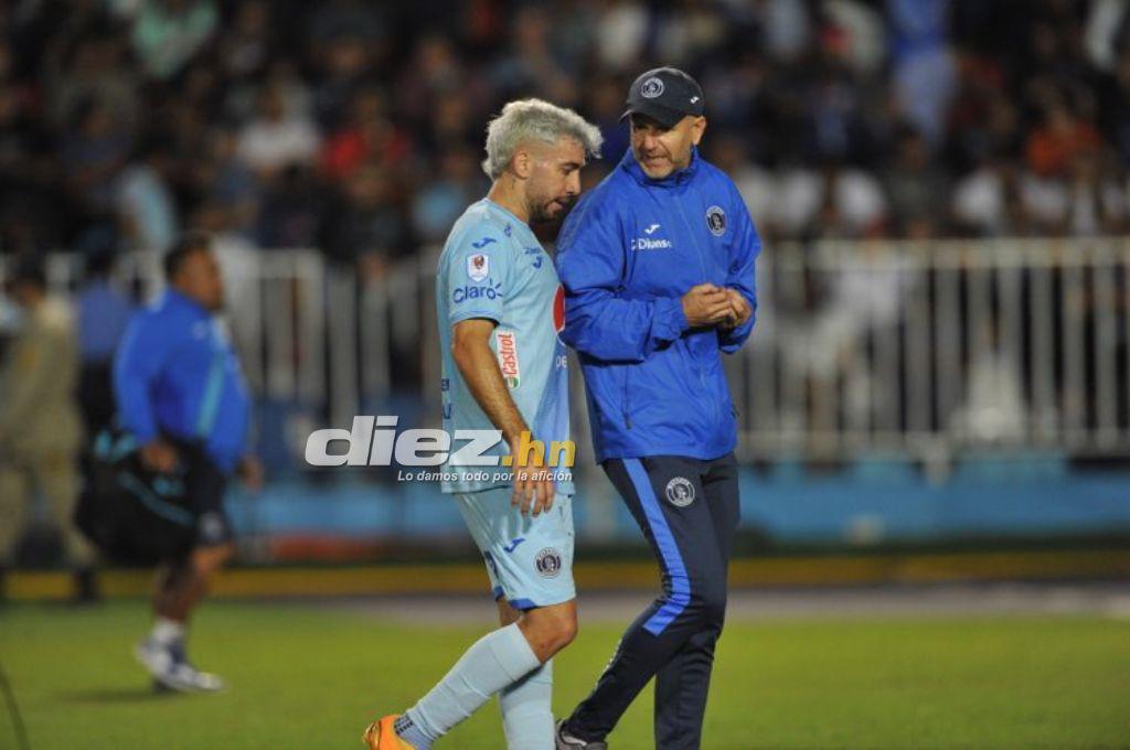 Los feos gestos de Menjívar y Beckeles a la afición de Motagua, el lamento de Auzmendi y el enojo de Troglio con el árbitro