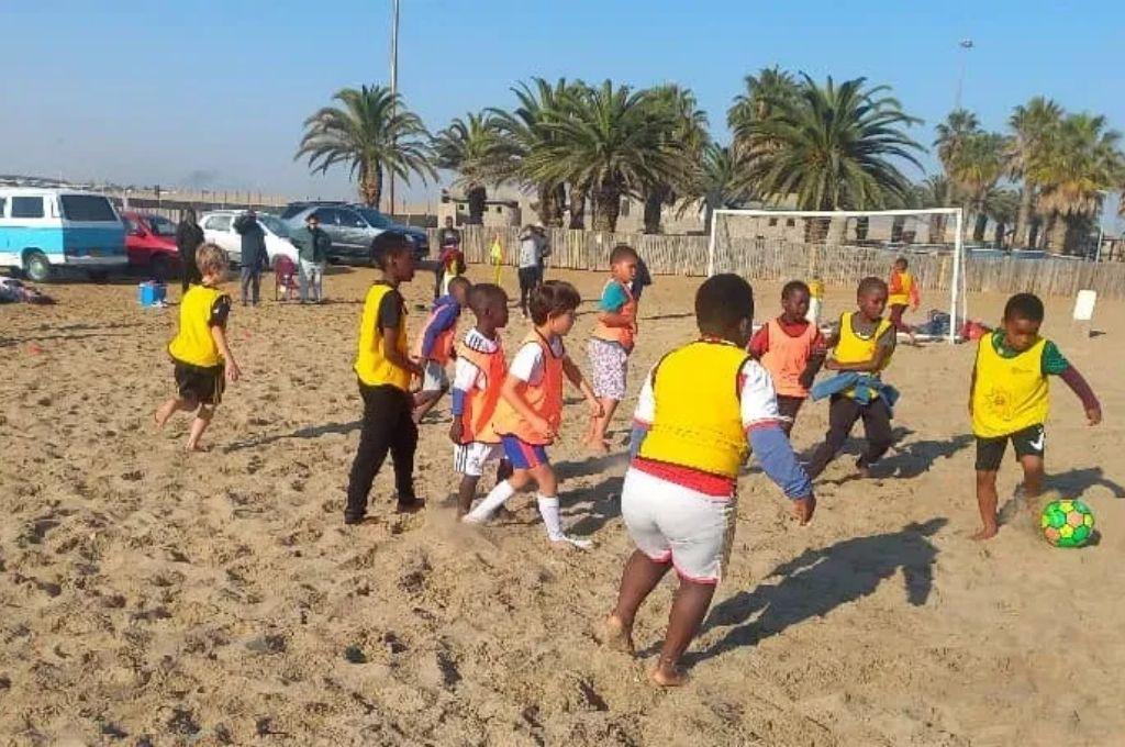 Fue declarado muerto tres veces, secuestró un pingüino y terminó en la cárcel: la inédita historia de un rival de Messi en la MLS