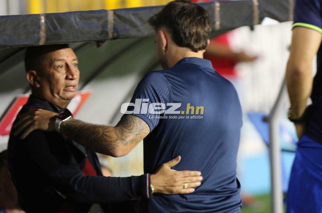 Las dos aficionadas de Potros que se robaron las miradas en el estadio Nacional y la reacción de Auzmendi al ver a sus ex compañeros