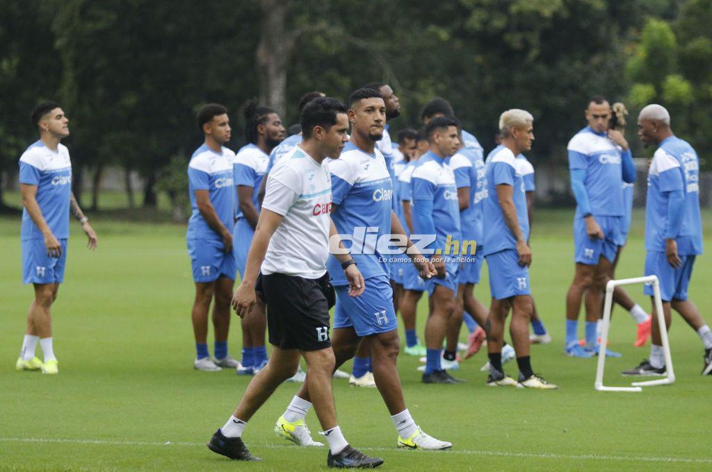 Así fue el entreno de Honduras tras el gane ante México: alegría total de Luis Palma y el jugador que trabajó en solitario