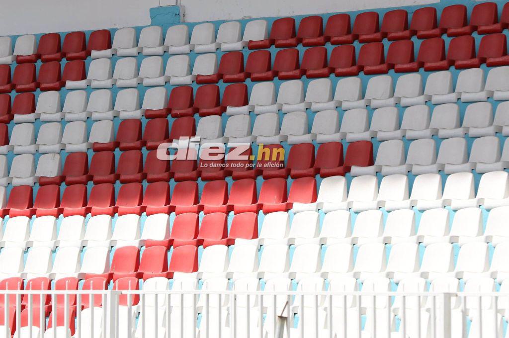 Así luce el estadio Nacional Chelato Uclés en sus fases finales del proceso de cambio de césped ¿Cuándo estará listo?