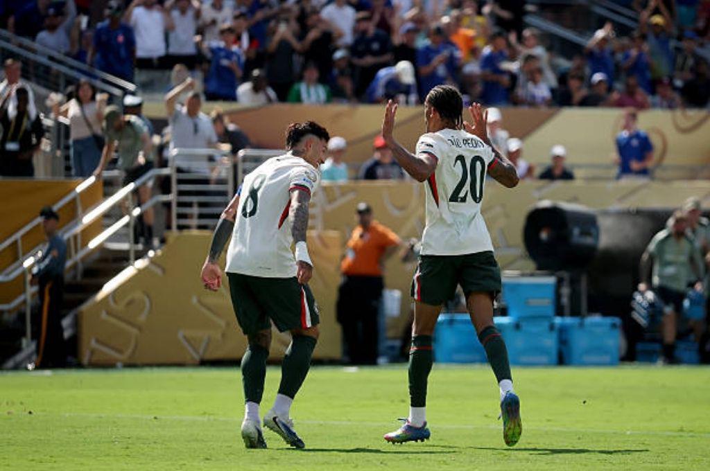 El polémico penal que el VAR no le pitó a Fluminense, el héroe inesperado del Chelsea y Cucurella hizo un milagro en la línea