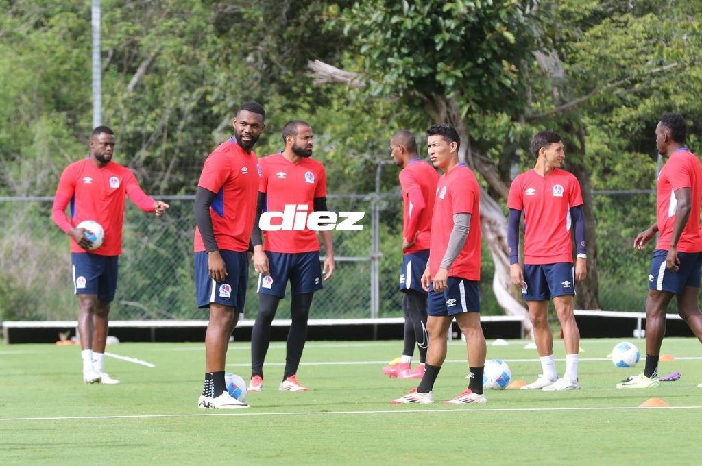 Sin Carlos Pineda en el Olimpia, una visita sorpresa y Espinel recibe buena noticia previo al duelo contra Real Estelí