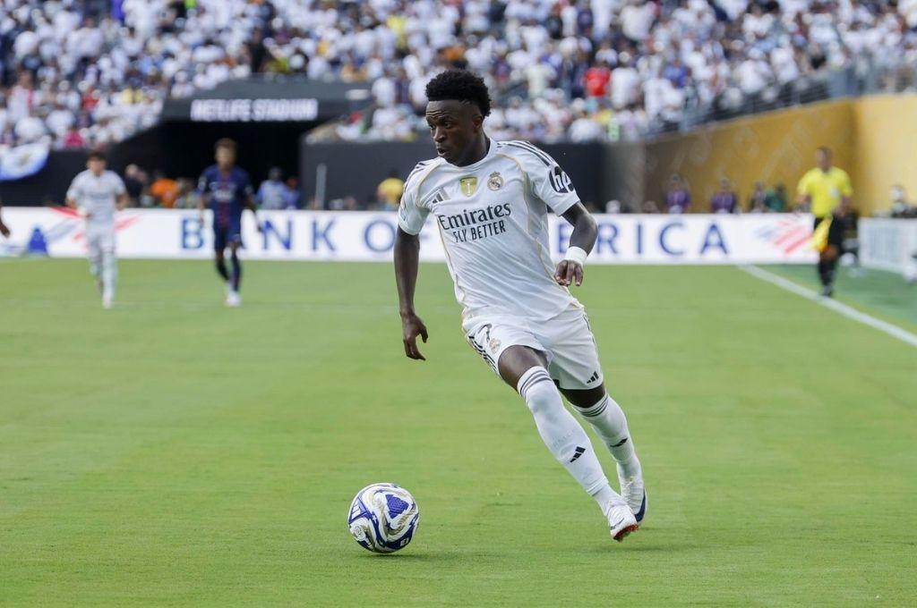 La nueva pesadilla del Madrid está en Barcelona, Richard Ríos jugará junto a su 'enemigo' y Vinicius sin renovación