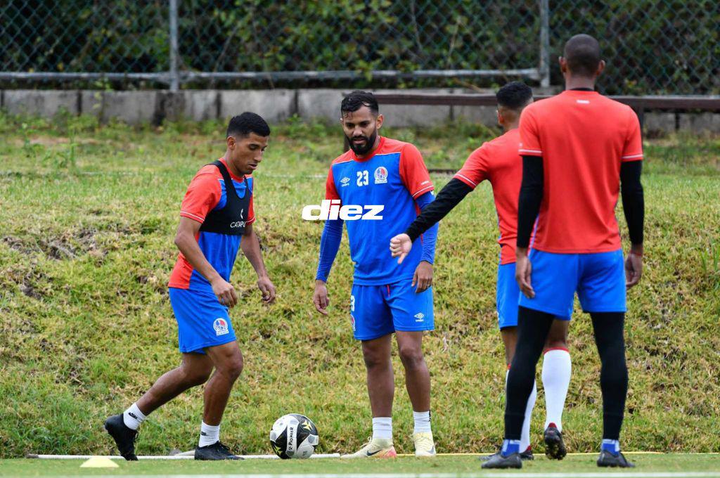 Con dos altas: Olimpia prepara su plan para sorprender al Inter de Miami de Leo Messi y así fue el entreno con Eduardo Espinel