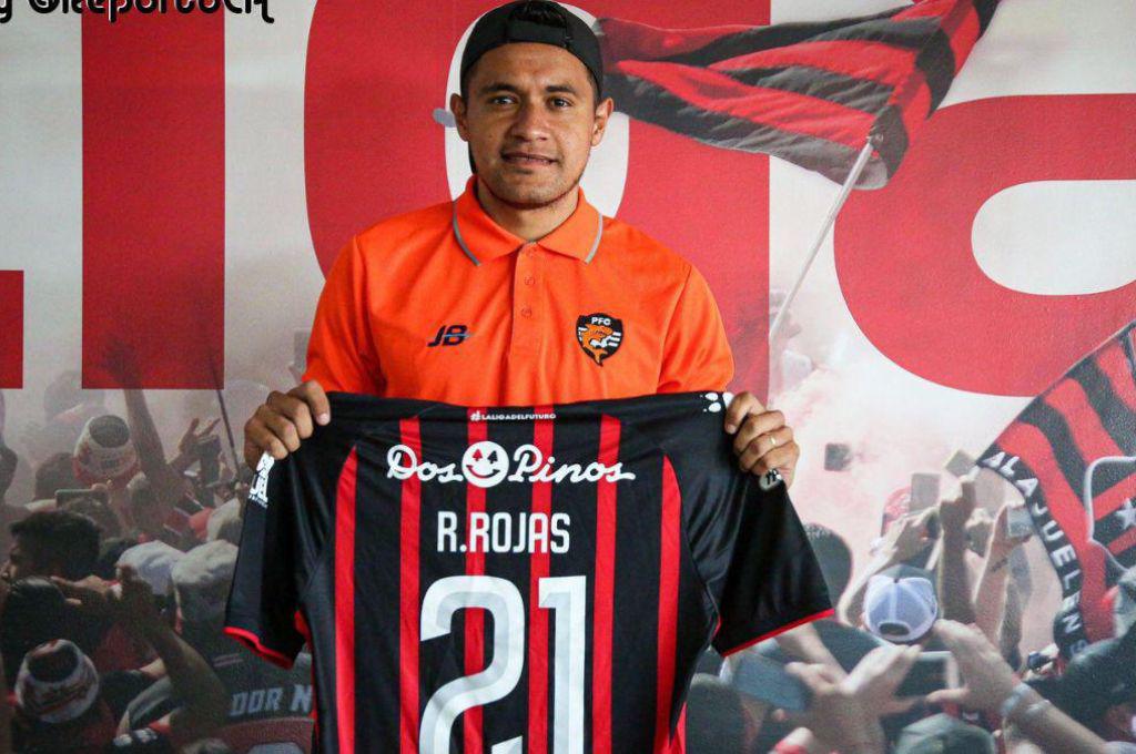 Roger Rojas y su nueva vida luego de su retiro del fútbol: El proceso doloroso que pasó...¿qué le han dicho los médicos?