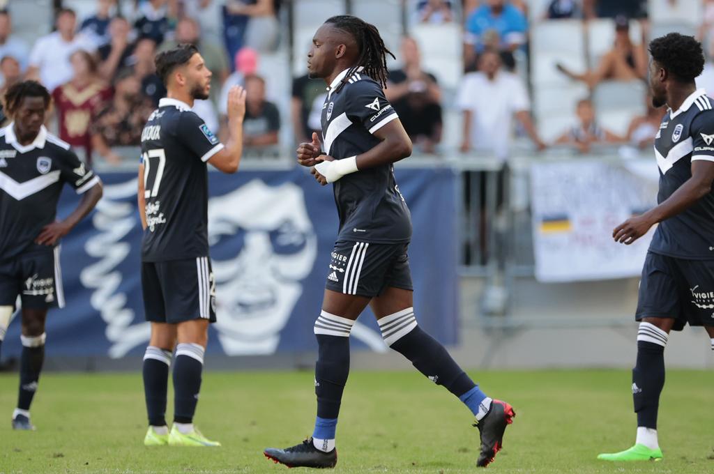 Elis y Girondins de Bordeaux sufren la primera derrota de la temporada en la Ligue 2