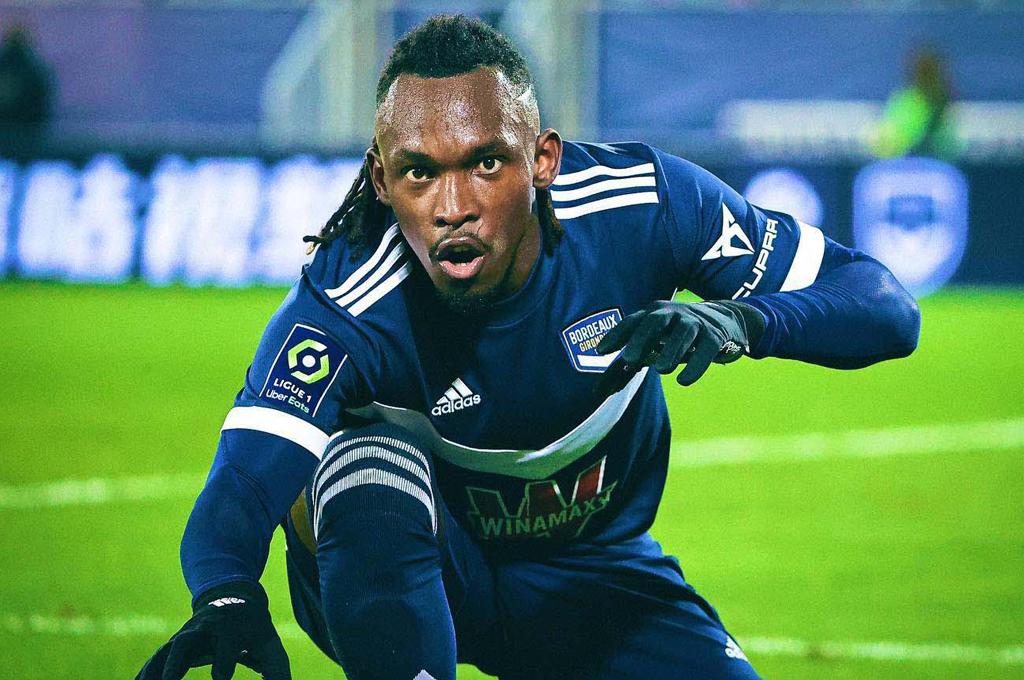 ¡Sorpresa! El exótico destino que tendría el hondureño Alberth Elis para la próxima temporada