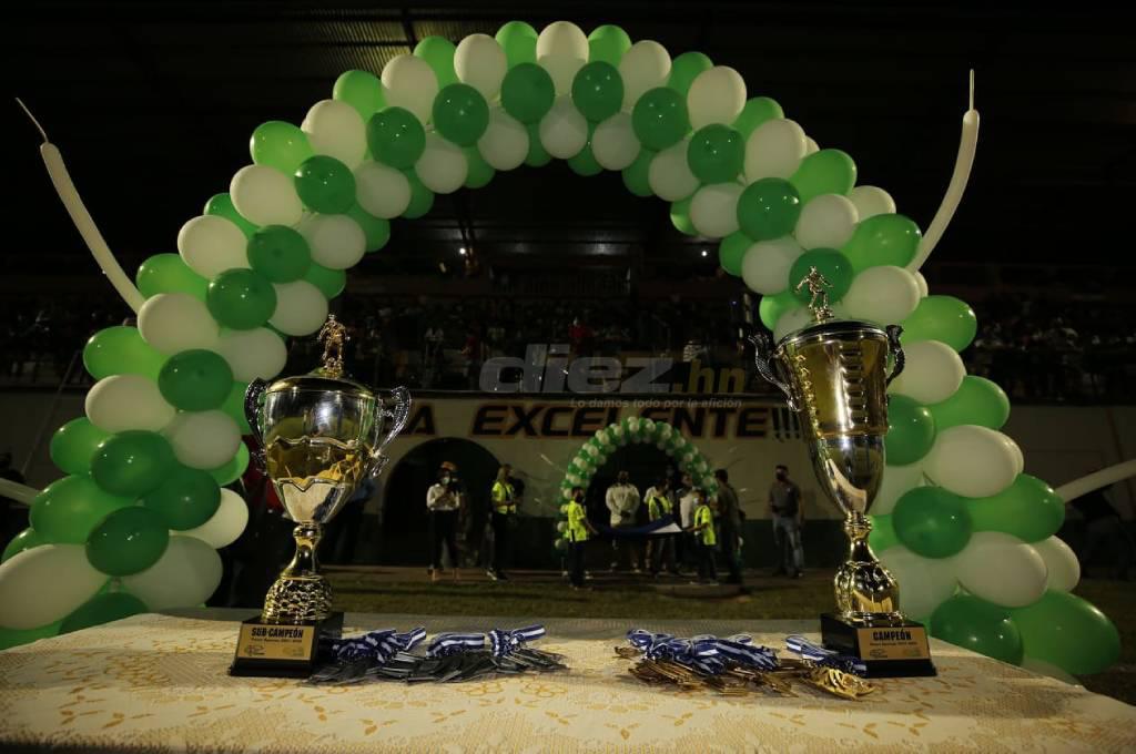 La frustración de Welcome, el festejo del Olancho y el ‘firulais’ en la cancha: así se vivió en fotos la final de la Liga de Ascenso