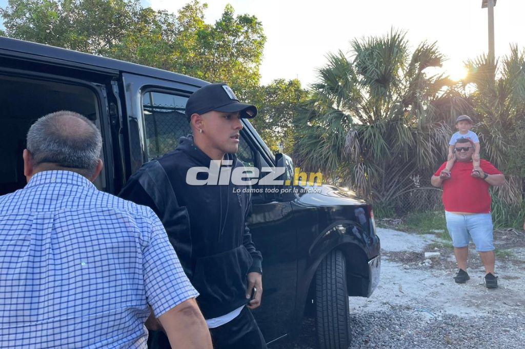 Choco Lozano y David Ruiz, los más buscados por la afición, Luis Palma se sumó a la Selección y hubo visita especial