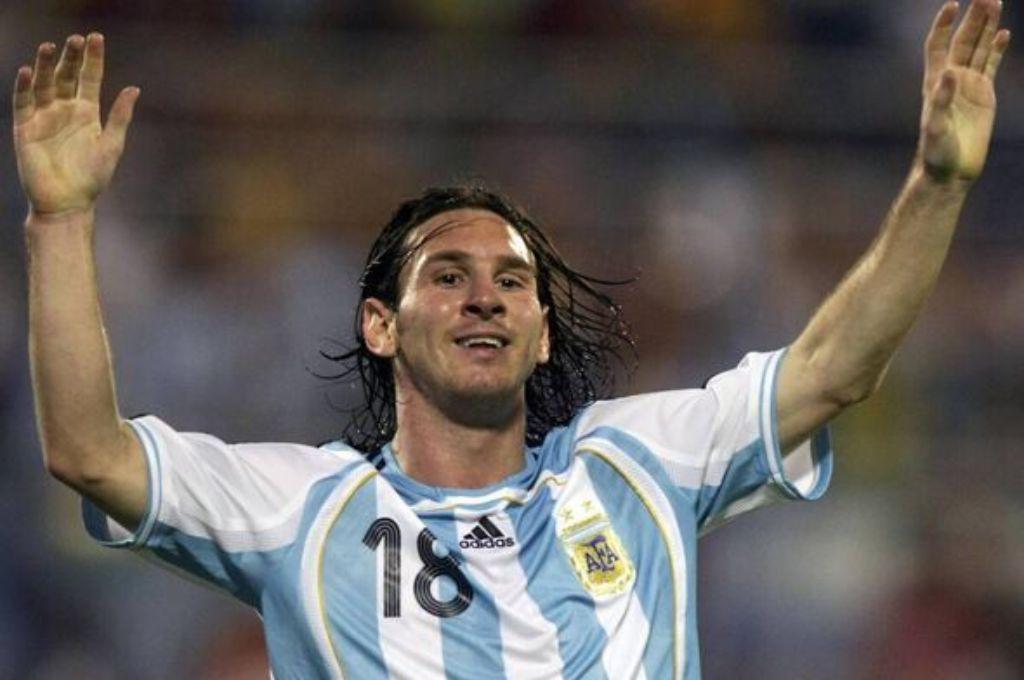 Árbitro confiesa que ayudó a Messi para jugar una final de la Copa América a cambio de un regalo: “Me lo dio en el camerino”