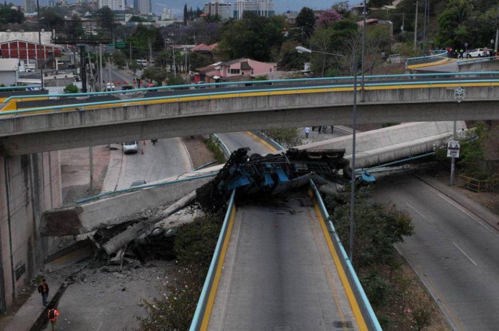 La razón por la que puente a desnivel colapsó en el Anillo Periférico de Tegucigalpa: ¿hubo muertos?